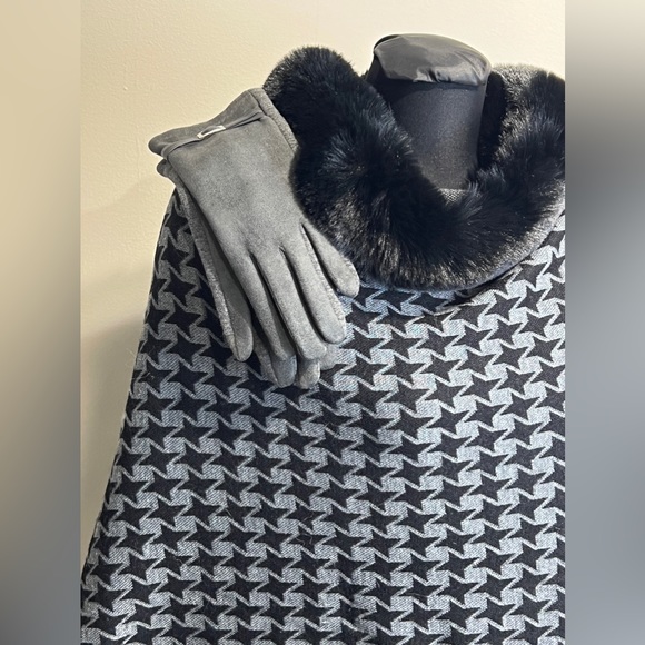 2022 Design - Black and Gray Houndstooth with Faux Fur - Picture 6 of 6